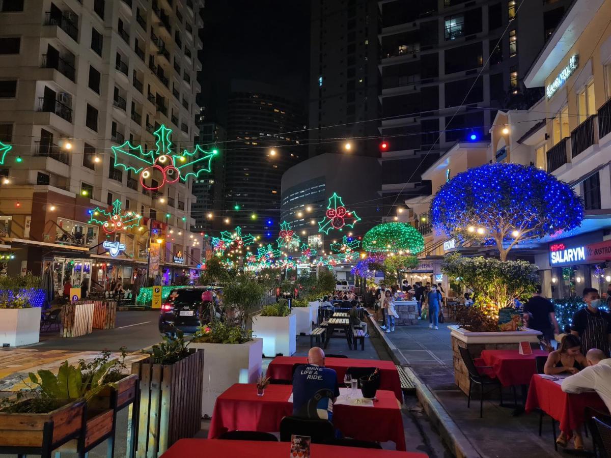 Huge Condo Unit Near Burgos Circle, St Lukes, Shangri-La - P Hamptons T1 San Pedro Makati Eksteriør billede